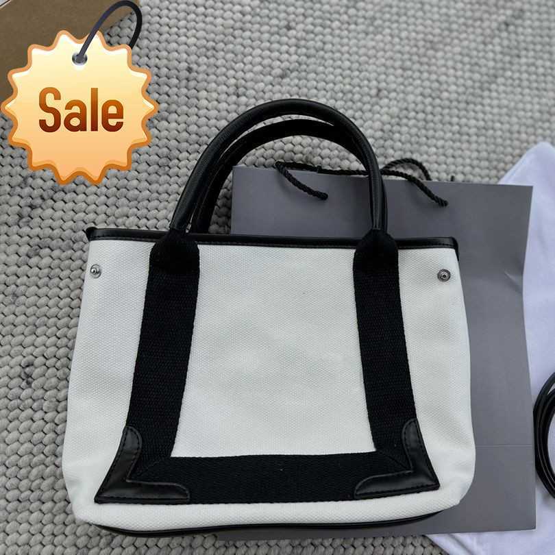 

Women's Luxury Designer Handbag Canvas Bag Splice Leather Large Capacity Multifunctional Shopping Bags Fashion Durable Totebag Factory Direct Sales, White