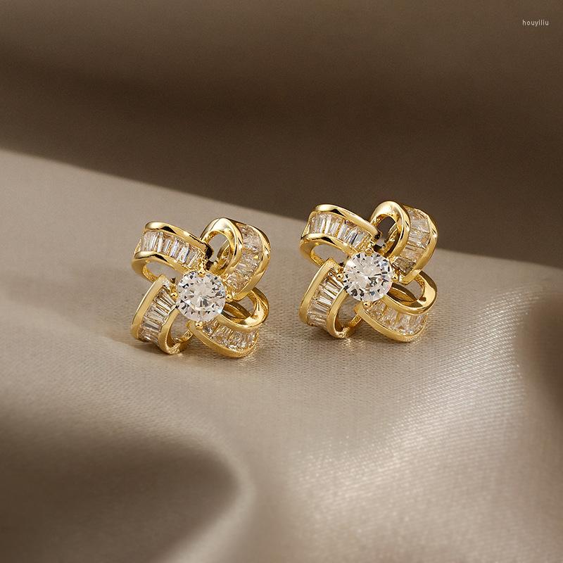 

Stud Earrings 2022 Small Windmill Shape Zircon Gold For Woman Korean Fashion Jewelry Wedding Party Girls' Luxury Accessories