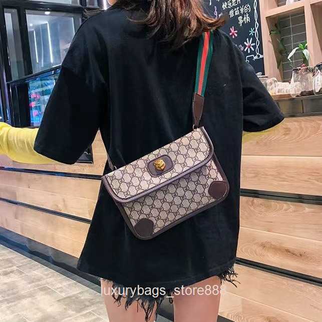 

Store Clearance Wholesale Design Bags 95% Off in Kind New Tiger Head Small Diagonal Cross Old Flower Waist Envelope Chest Versatile Women's, Brown