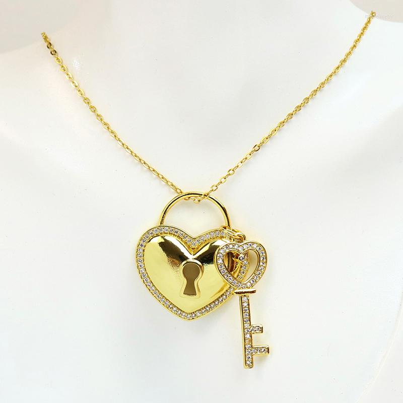 

Chains 10 Pcs Heat Shape Lock And Key Pendant Necklace Gold Plated Fashion Jewelry 52246
