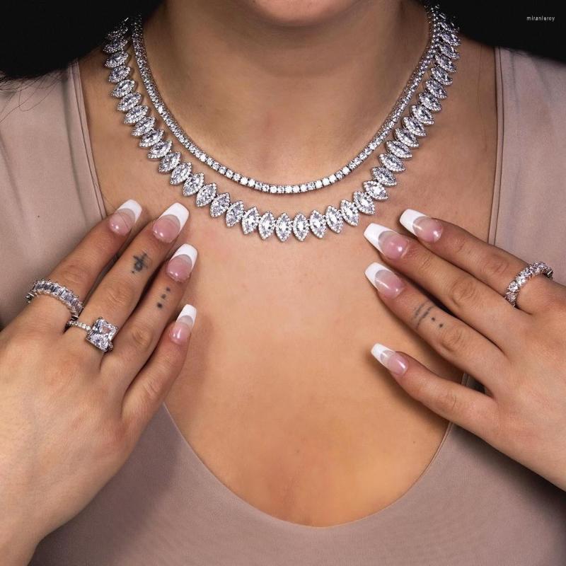 

Chains 2022 Hip Hop 16" 18" Iced Out 5A CZ Cluster Chain Women Geometric Oval Shaped Bling Cubic Zirconia Choker Necklace