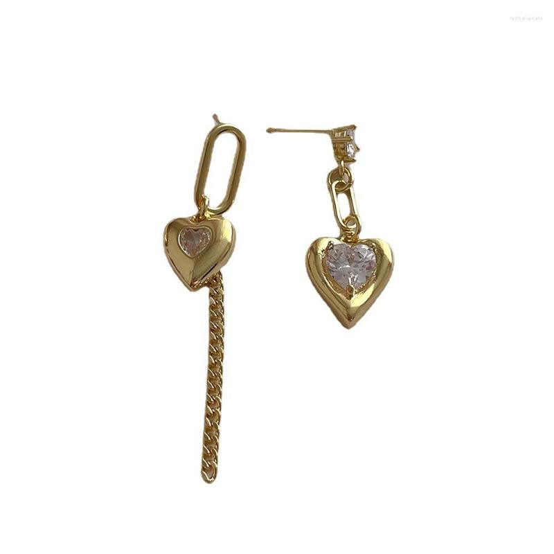 

Dangle Earrings Brand Asymmetry CZ Stone Heart For Women Hiphop Jewelry Female Tassel Vintage Earring Pendant Ladies Punk Brincos