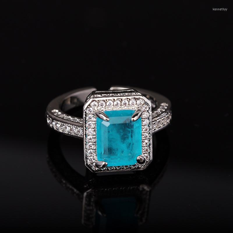 

Cluster Rings Exquisite High-definition 6 Synthetic Paraiba Ring Female 925 Silver Four-claw Zircon Reception Wedding Jewelry Gift