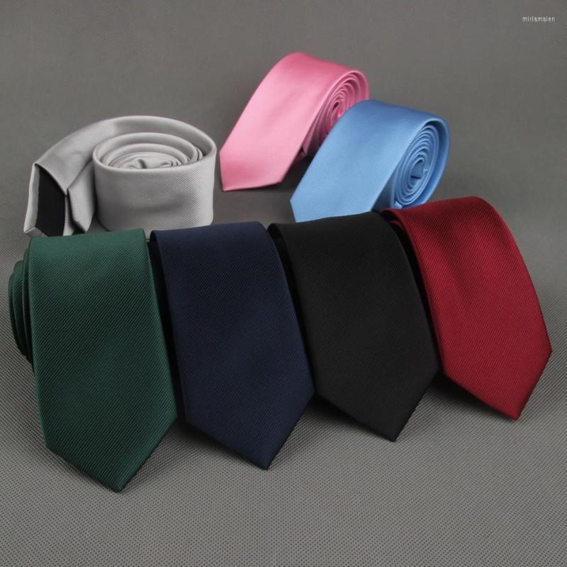 

Bow Ties Men's Narrow Neck Tie Solid Color Fashion Slim