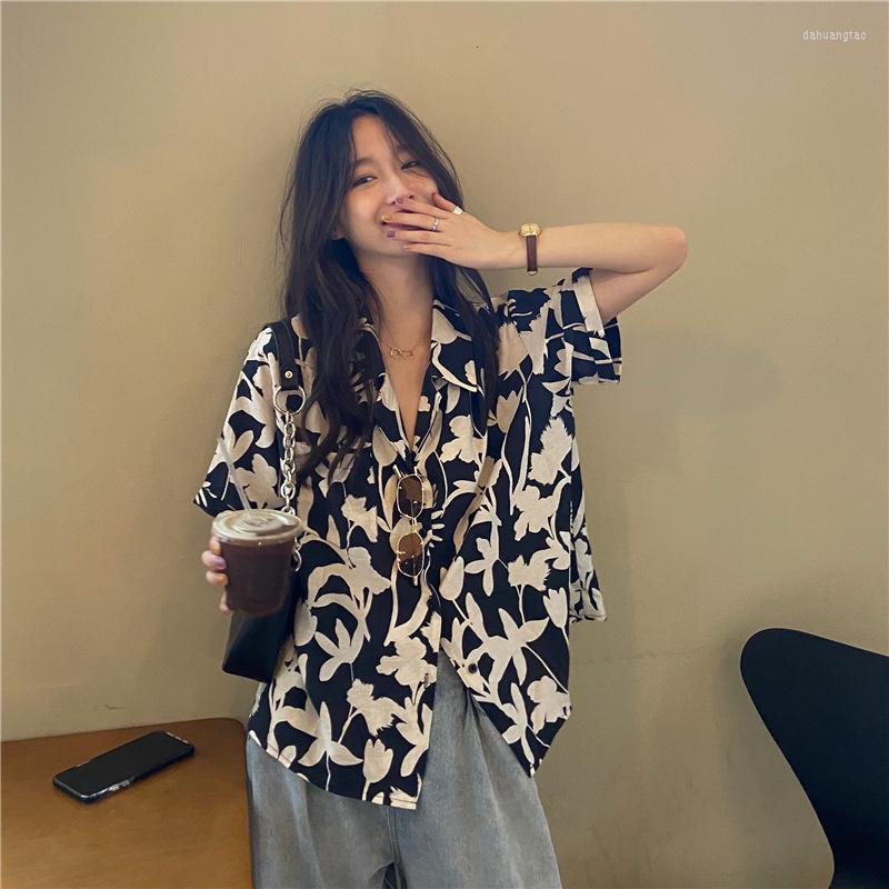 

Women's Knits INS Retro Hong Kong Loose Casual Flower Short-Sleeved Shirt Women's Design Sense Niche Western Chiffon Cardigan Top, Black flower