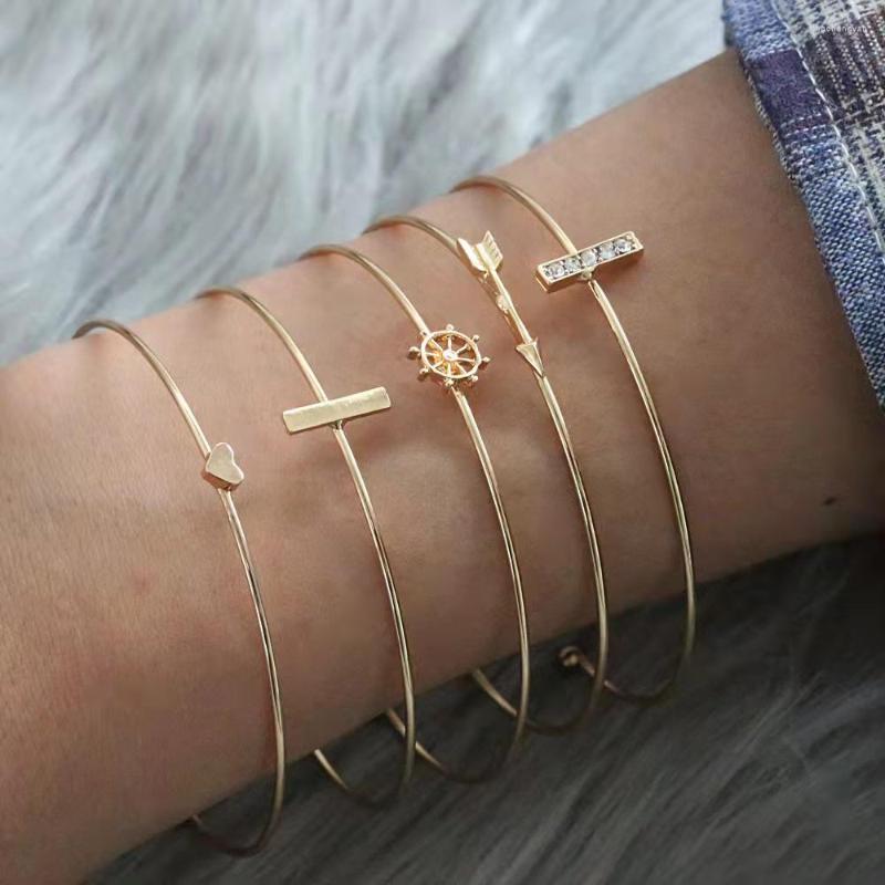 

Bangle Simple Diamond Open Sets For Women Cruise Ship Arrow Heart Patterns Gold Charm Vintage Girls Bracelet Loop