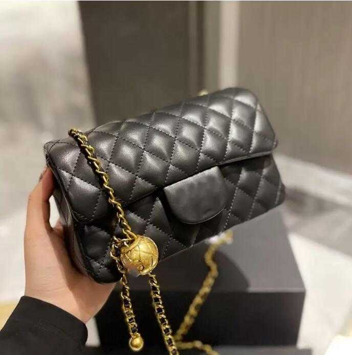 

Women's Luxury Designer Shoulder Bags Crossbody Bag Tote Fashion Clamshell Classic Ringer Purse Letter Solid Buckle Shoulders envelope bag Factory Direct Sale