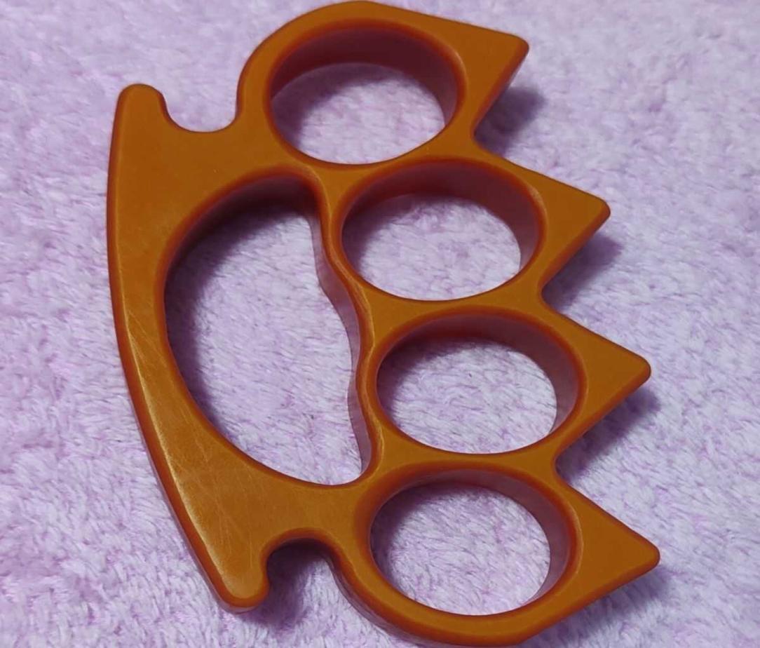 

Other Fashion Accessories 15 Thick Bakelite Finger Tiger Four Hole Pointed Light and Tough Necessary for Self Edc Defense 3ISW9253976