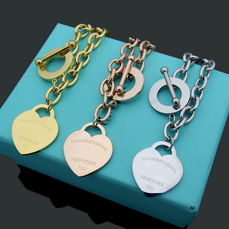 

Chain Womens love heart Bracelets OT buckle Chain Designer Jewelry men jewelry Cardioid T-thick Bracelet Full Brand as Wedding Christmas Gift