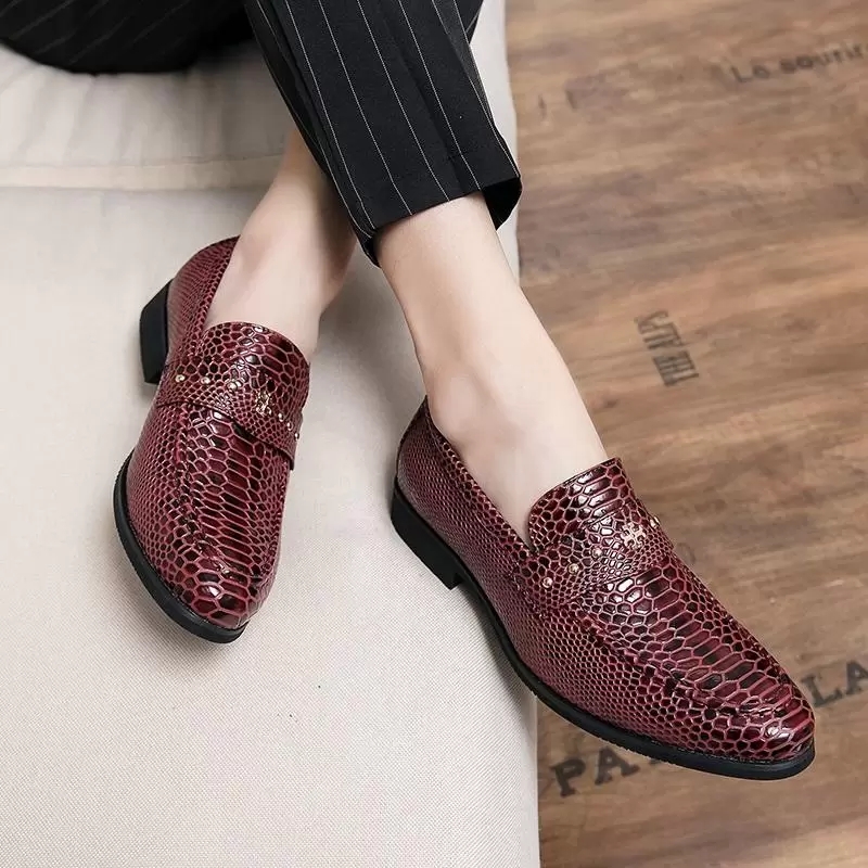 

New Dress Shoes MenS Stylish Italian Moccasins Skin Fashion Trend For Men Casual Leather Lather Piergitar Summer Male, Red