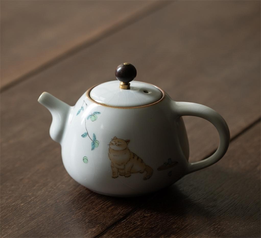 

LUWU cute cat ceramic teapot traditional chinese tea pot 280ml 210621