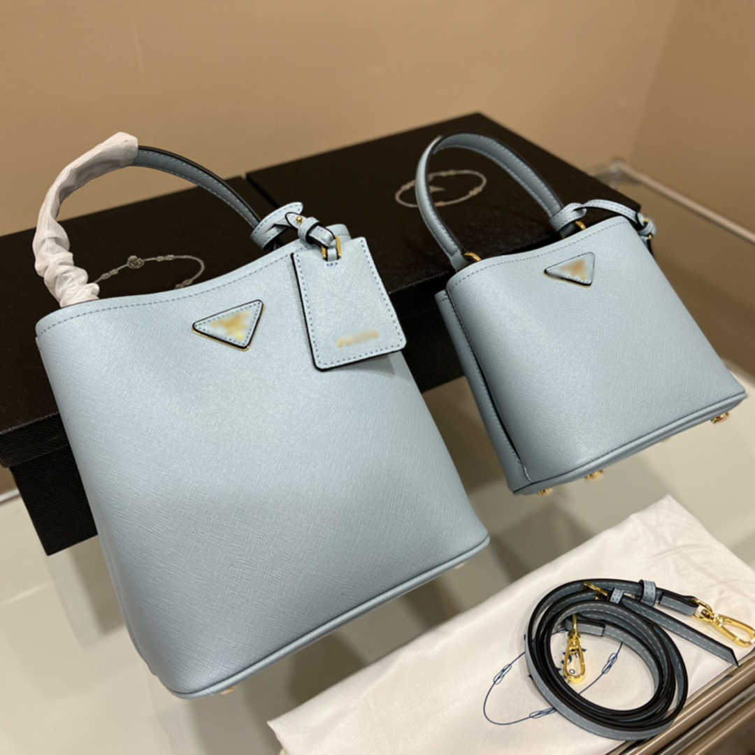 

Brand Italy Classic Triangle Sign Panier Handbags Bags High Quality Genuine Leather Women Crossbody Bags Fashion Shoulder Totes Luxurys, Brown