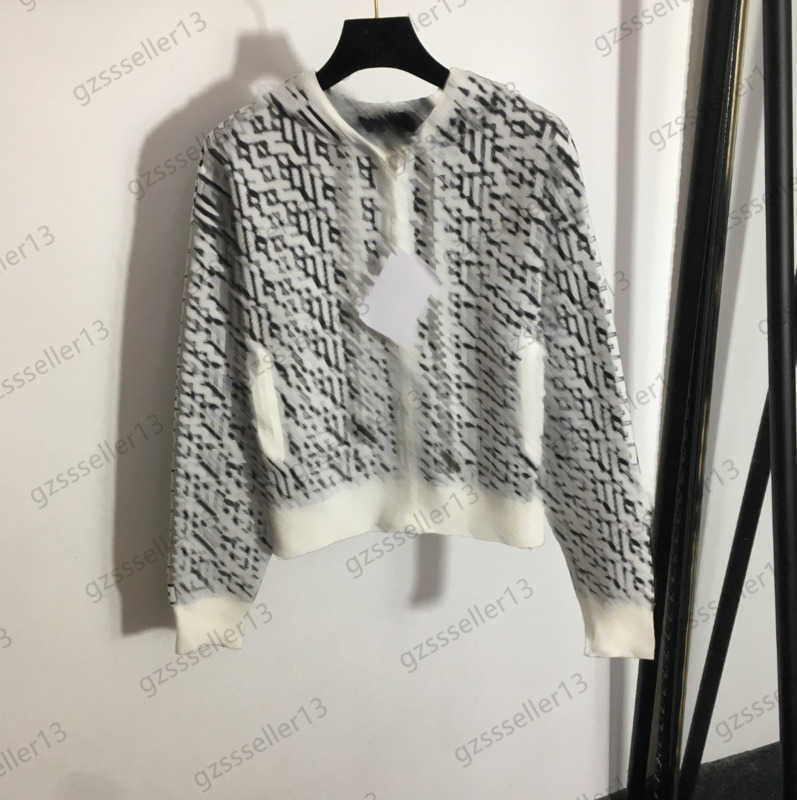 

Designer Sweater Womens Full Printing Maze Pattern Hooded Knit Sweaters Zipper Flap Long Sleeves Short Knitwear Brand Casual Women Clothing 4 Colors 1970