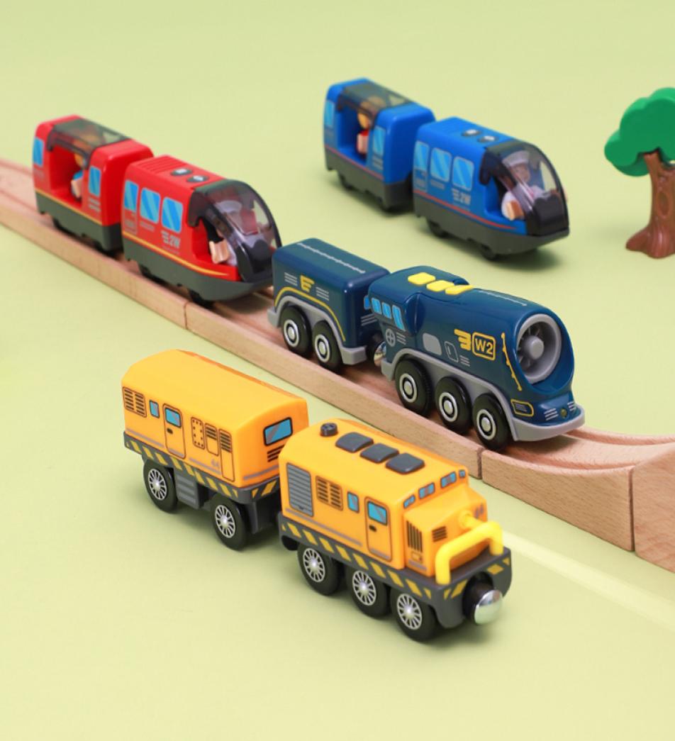 

Battery Operated Locomotive Pay Train Set Fit for Wooden Railway Track Powerful Engine Bullet Electric Boys Girls Gift 220608