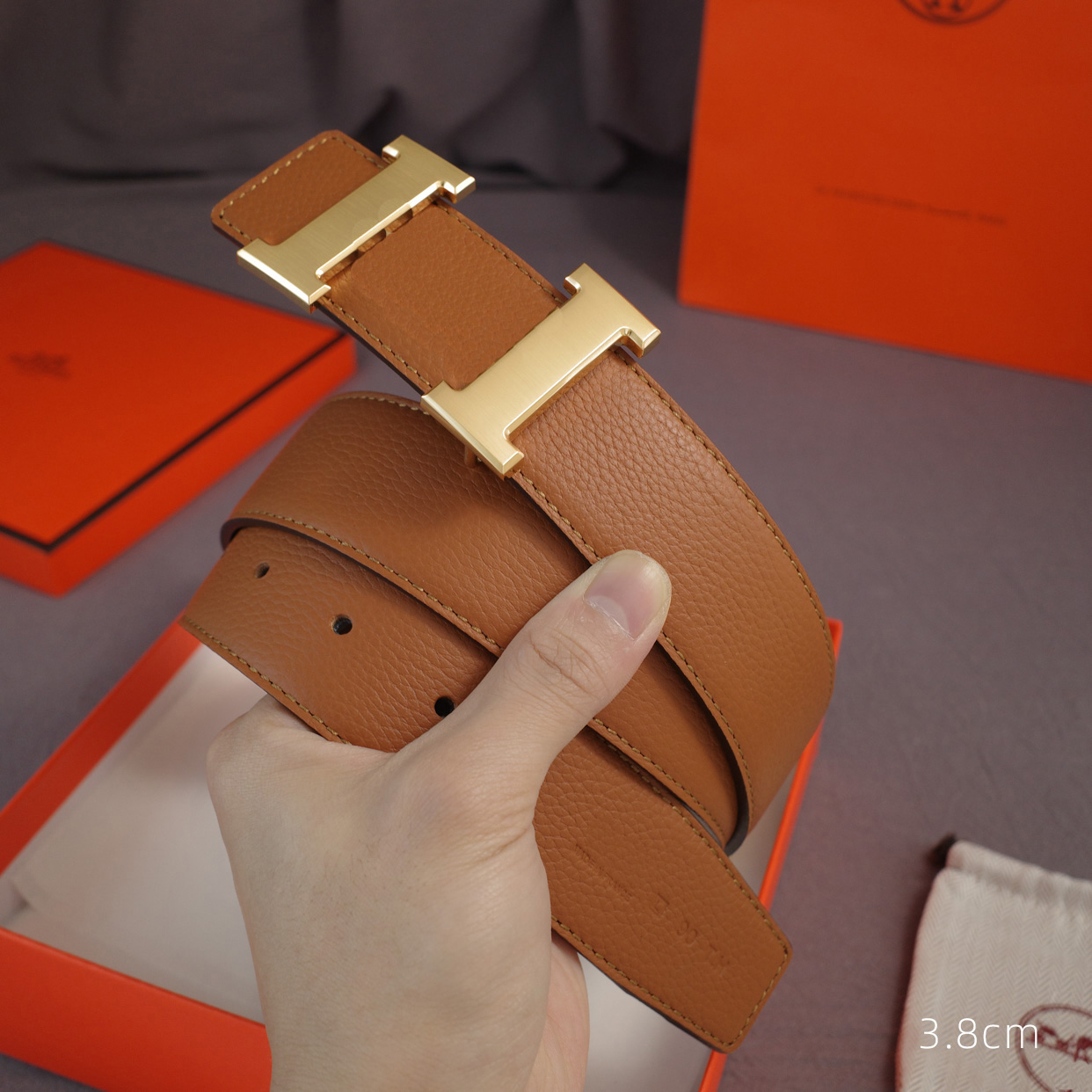 

Mens Designer Belt Fashion Cool Waistband Fashion Womens Belts H Horse Lychee Pattern Leather Belts 95 125 Cm 5 Colors Widrh 3.8cm