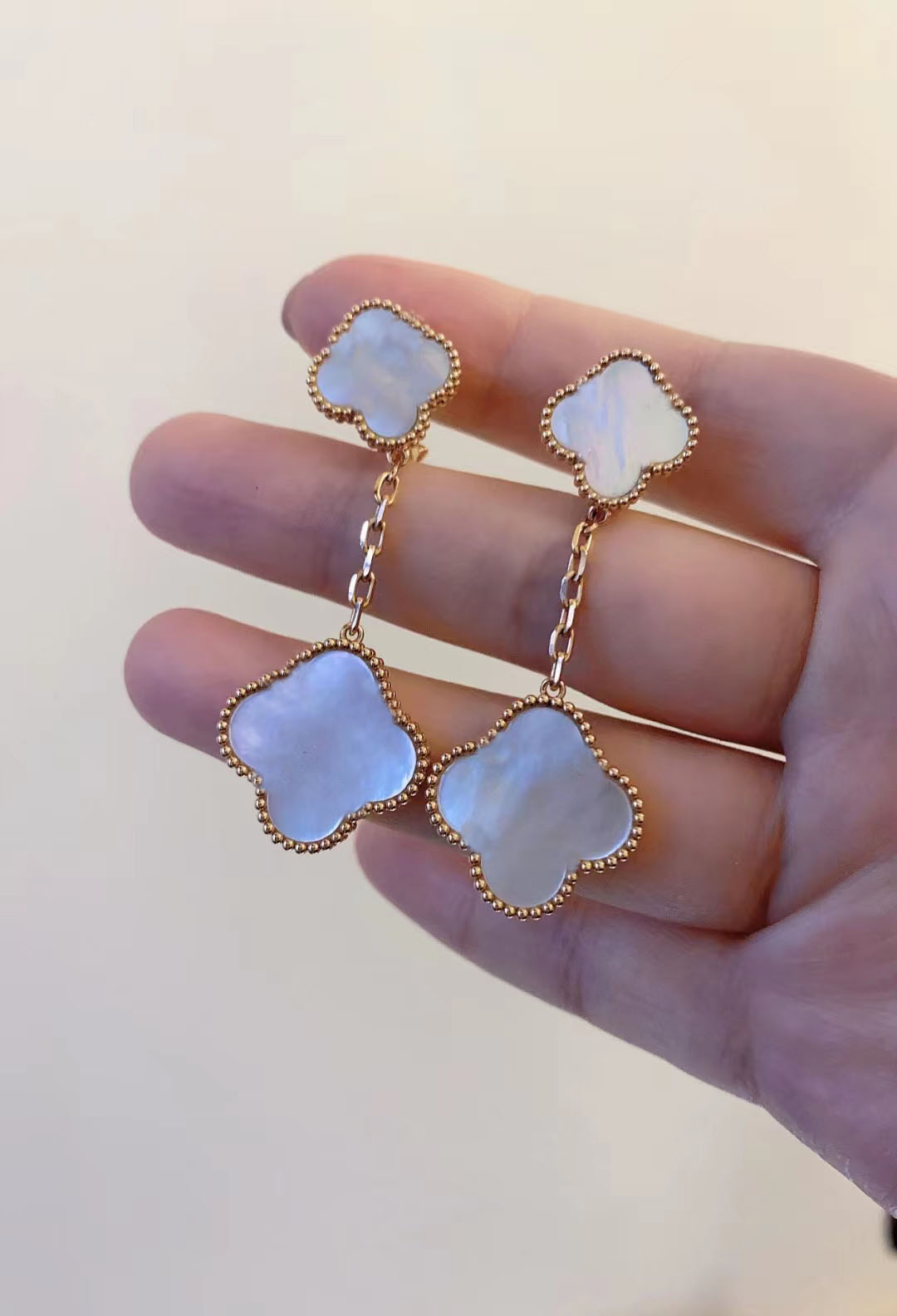 

Designer 3 Flowers 4/Four Leaf Clover Dangle Earings Designer Earrings for Women Wedding Jewelry Mother's Day gift
