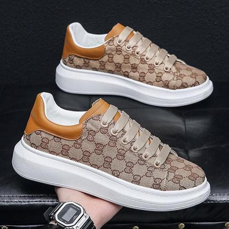 

2022 Highs quality Bowling Shoes Classical men women Unisex Casual shoes Leather Flat Letters lace-up GD embroidery couple style canvas sneaker 35-44, 01