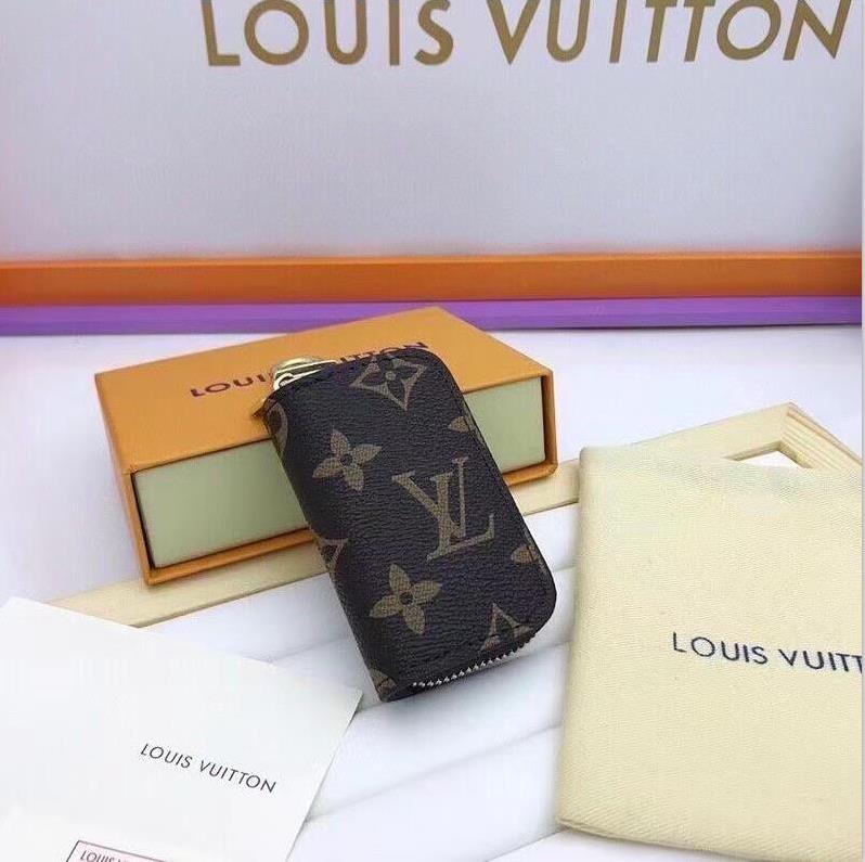 

2022 louis vuitton Designer lv Keychain Key Chain Buckle Keychains LoVers Handmade Leather Keyring Pendant Accessories 24 Color gucci louise with Box Dust Bag, A+