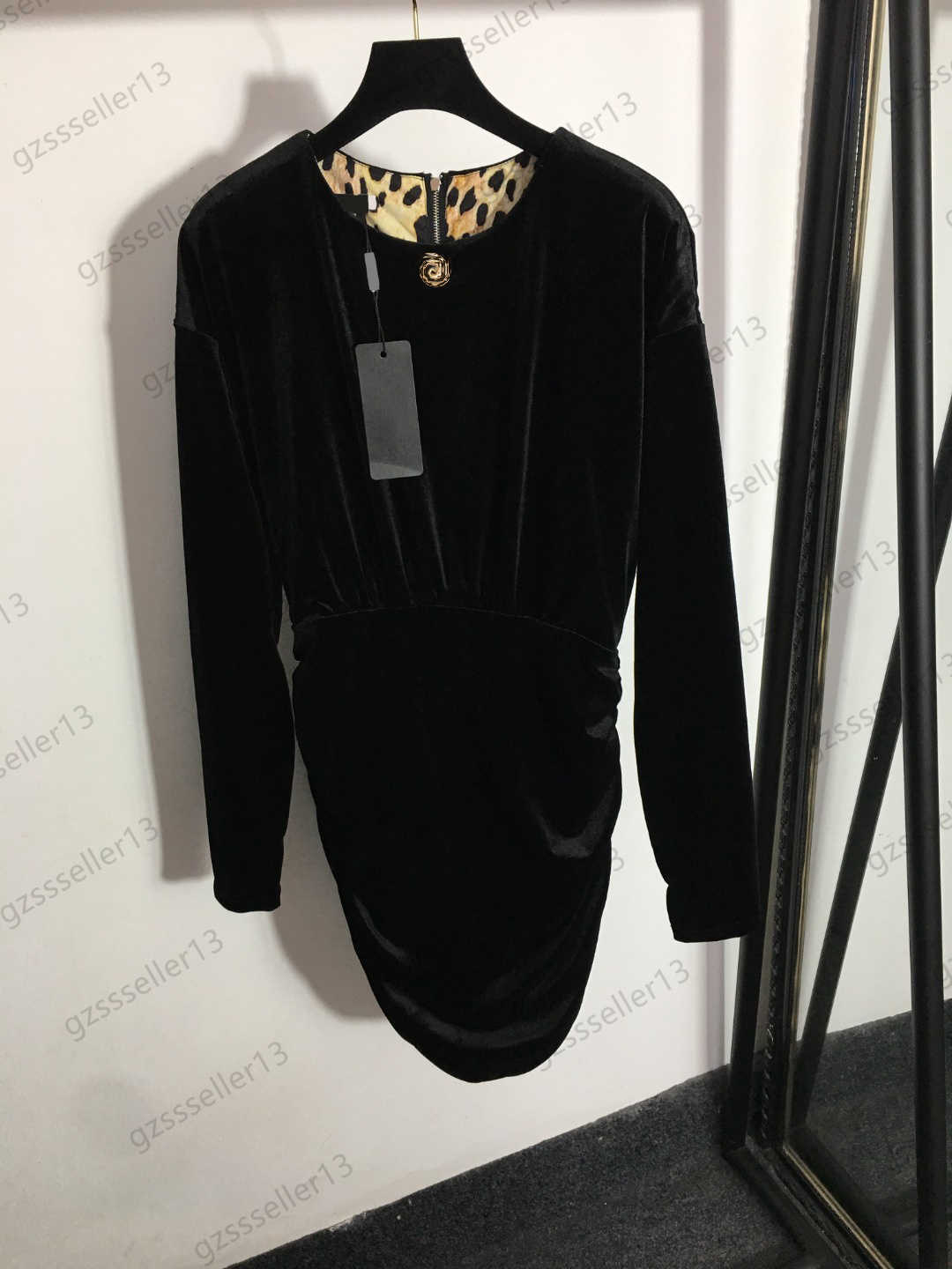 

Dresses Womens Designer Clothing Casual Dress Velvet Fabric Lined Leopard Print Long Sleeve Dresses Back Zipper Open Fold Sheath Slimming Maxiskit Woman Apparel, 18