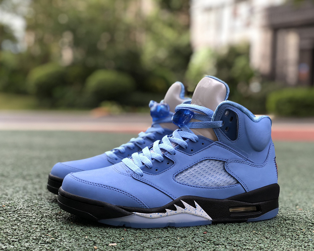 

Jumpman 5 UNC Basketball Shoes High cut 5s University Blue Black White Fashion Trainers luxurys Designer Sneakers come With Box