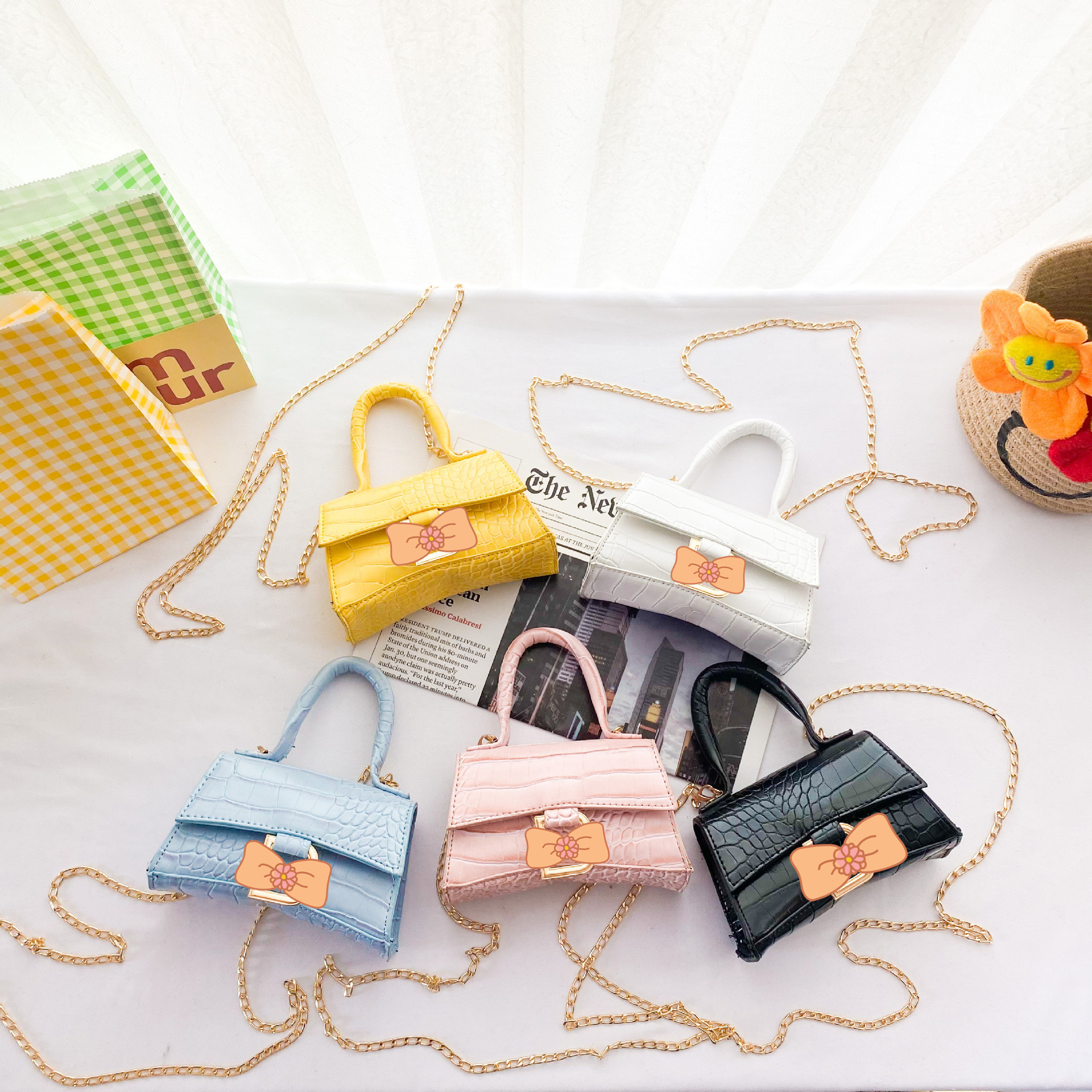 

Children Girl Messenger and Handbags Mini Purses PU Leather Kids Crossbody Bag Baby Small Coin Pouch Tote Child Wallet, Pink