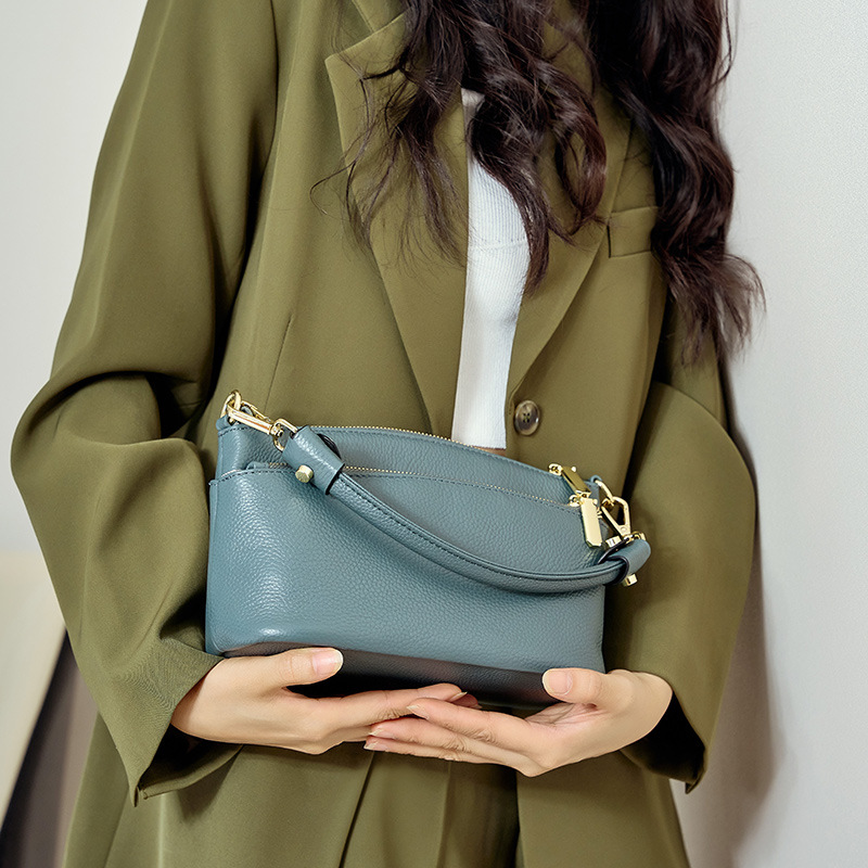 

Women Inclined Shoulder Bags Fashion casual Womens Bag Small Handbag Totes High-capacity Genuine leather Large volume wholesale Girl Mobile Phone Bag Black 2010, White