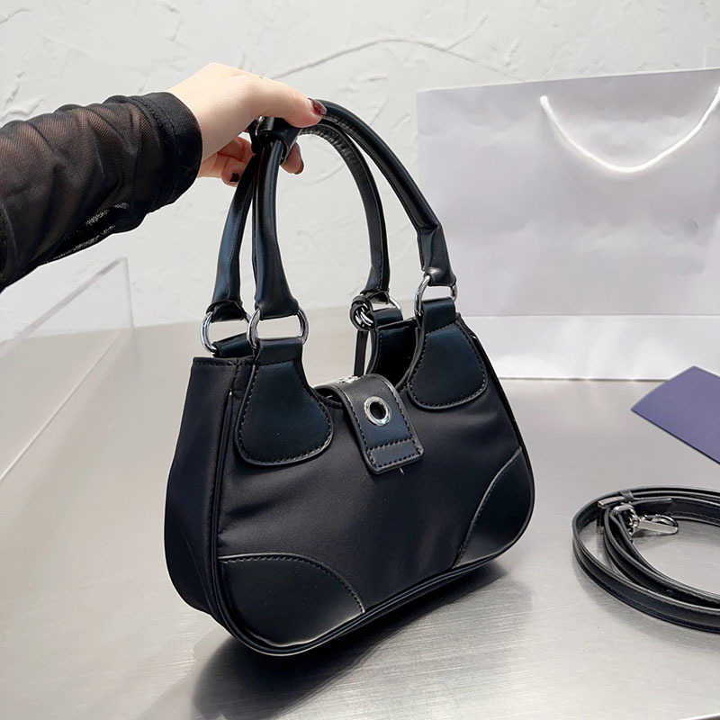 

Hot Triangle Designer Bag Pbag Half Moon Bags Totes Designers Tote Handbag High-grade Nylon Bag Women Fashion Black Shoulder Bags Luxury Handbags Purse 221123i, Pbag black