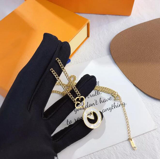 

Fashionable 18K Gold Plated Stainless Steel Necklaces Choker Flower Letter Pendant Statement Fashion Womens Necklace Wedding Jewelry Accessories X279