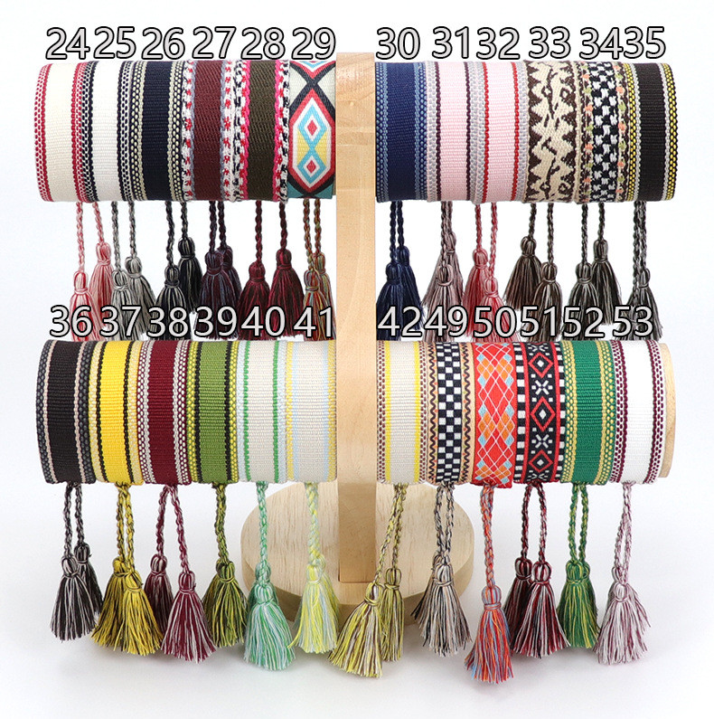 

Fashion Designers Adjustable Bracelet Luxury Woven Friendship Rope Bangle Brand Women Vintage Braided Men Embroidery Tassel Bracelets Jewelry Charm Braided Link