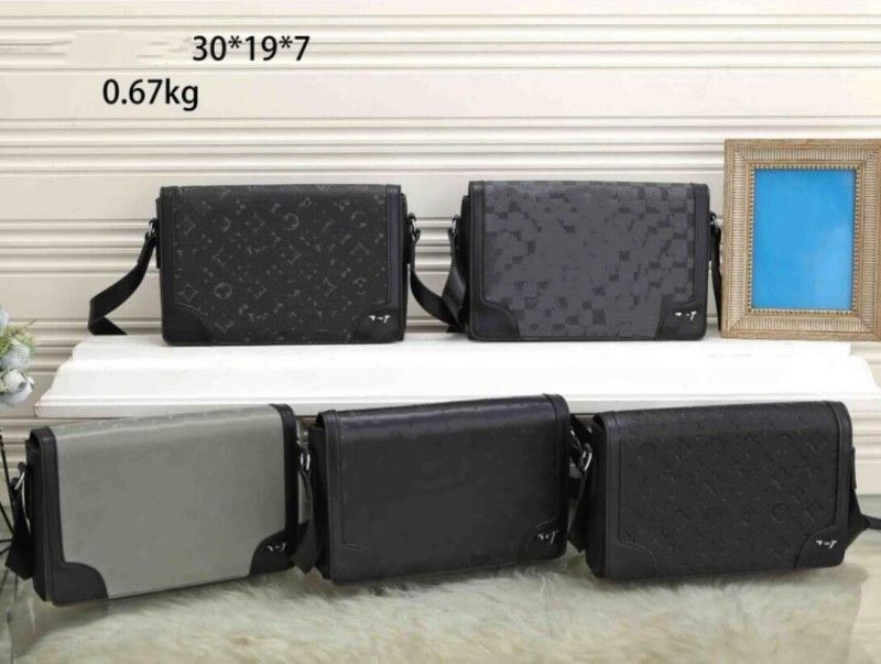 

men messenger bag designer handbags Tote mens shoulder crossbody Satchels Luxurys PU leather monograms wallet women Business backpack L purse M46255, Extra freight