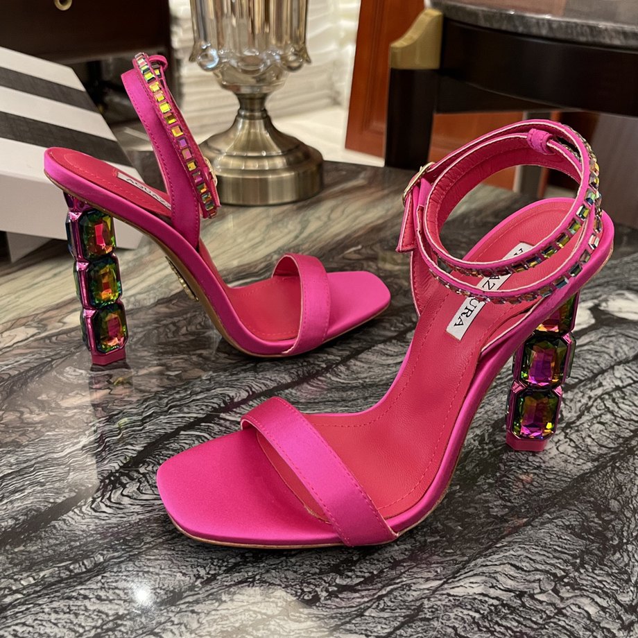 

Aura Crystal heels Sandals Luxury Designer Aquazzura rhinestone decorate womens dress shoes Fashion Transparent PVC 10.5CM high heeled Rome sandal with box, Black satin