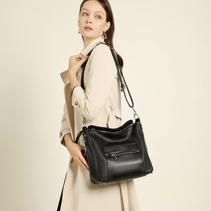 

Women Inclined Shoulder Bags Fashion casual Womens Bag Small Handbag Totes High-capacity Genuine leather Large volume wholesale Girl Mobile Phone Bag Black 2113