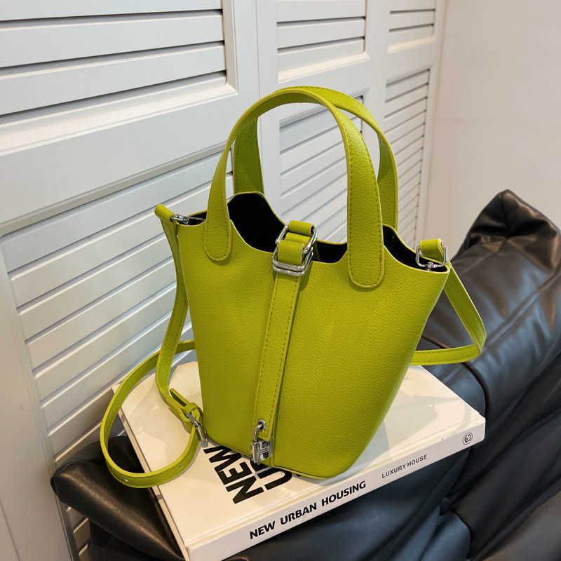 

Handbags Luxury Designer Birk Genuine Leather Cons Net Small Bag Women's 2022 Style Versatile Shoulder Advanced Portable Buc, White6