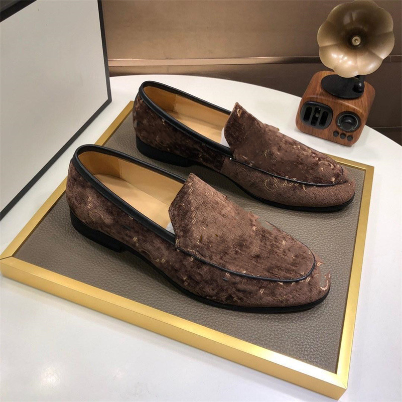 AA en cuir mocts de luxe de concepteur de luxe Chaussures pour hommes chaussures de bateau masculin à la main slipon sliple chaussure masculine m