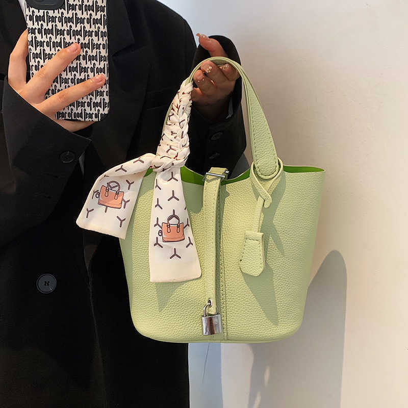 

Handbags Luxury Designer Birk Genuine Leather Cons 2022 Women's Bag Handbag Pure Color Vegetable Basket Fashion Versatile Bucket, White9