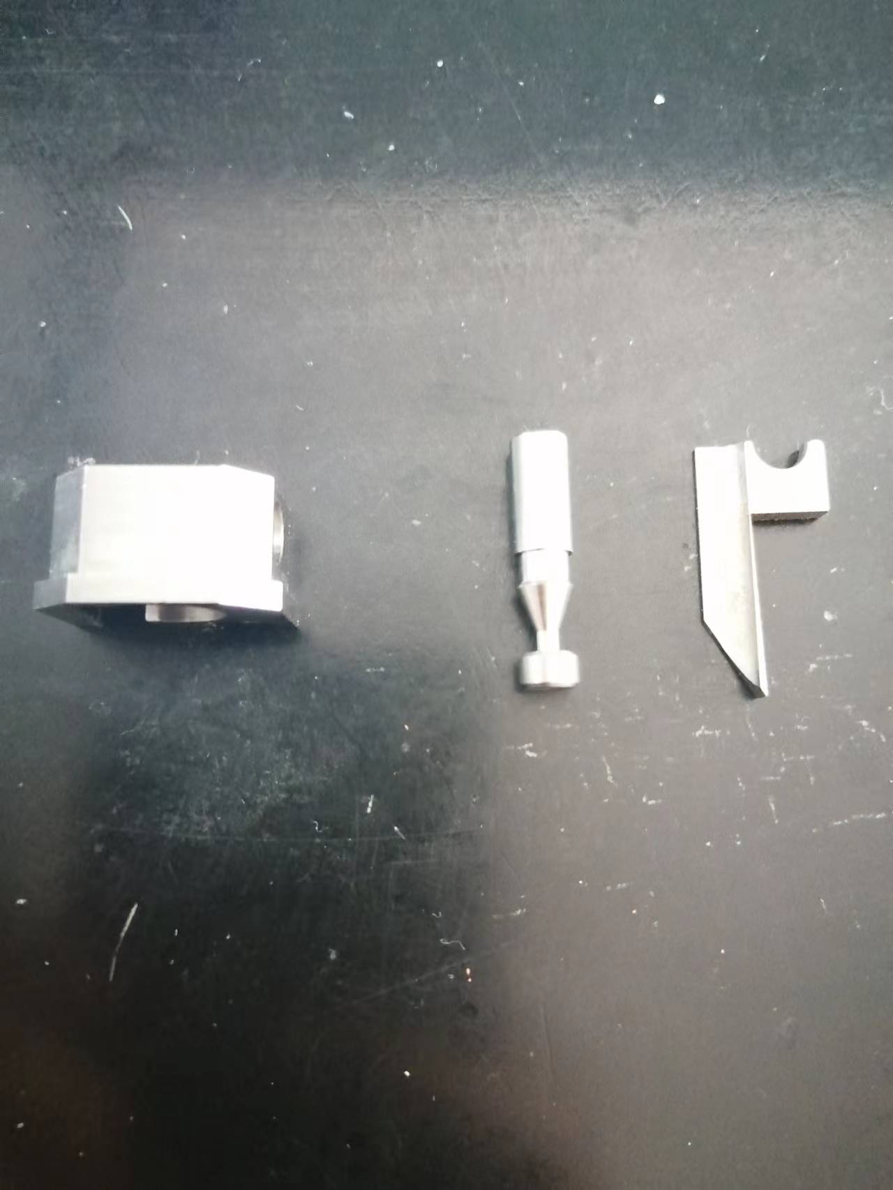 

5 set 3pcs Stainless Steel Chip Automatic Selector Switch for Glock/17/19/20/21/22/23/25/30/32 with 5 free sears, Black