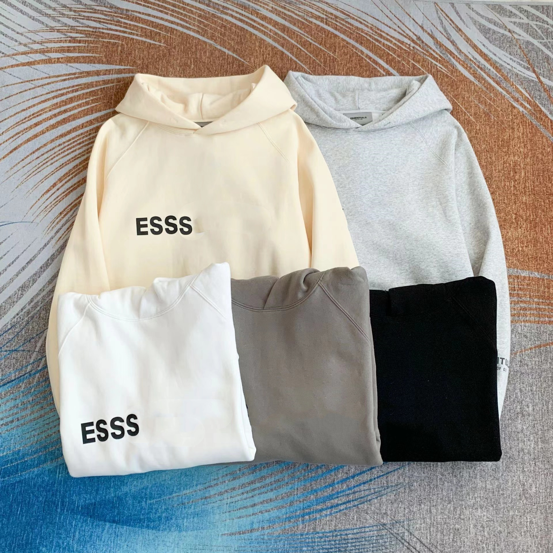 

22fw Designer Women' Hoodie Men' Grey Sweatshirt ESS Black Sweatshirt Letter Glial Quality Reflective Logo High Street Street Technology Brushed Couple Dress Coat, White