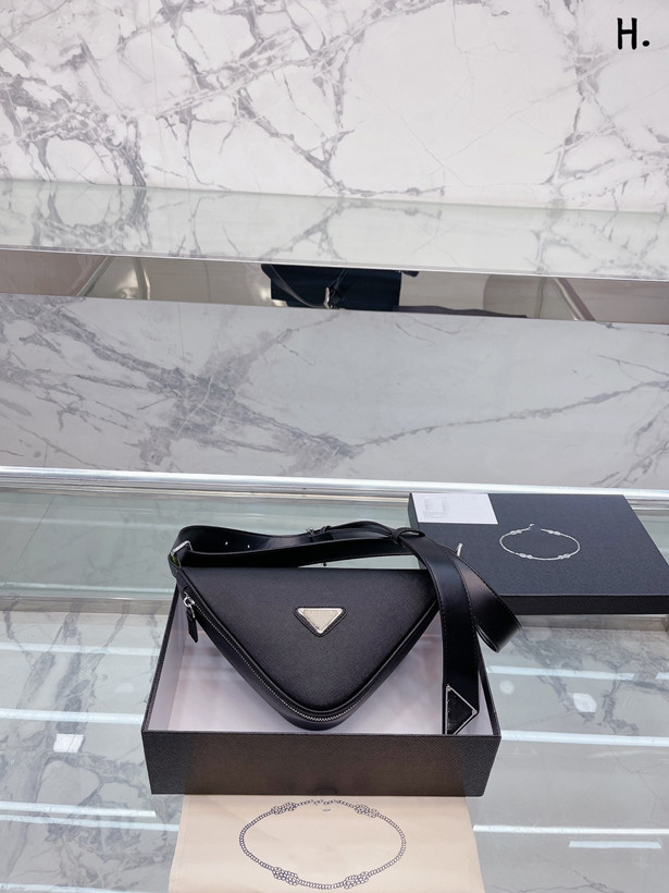 

Triangle Re-nylon Crossbody Shoulder Bag Women Handbags Purse Genuine leather Detachable Handle Strap Small Tote Wallets Inside Fashion Letterstwo, Additional fast shipping