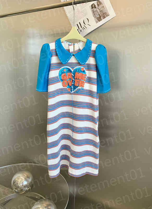 

Sundress Dress Designer Brand LOOG Fashion Heart Shape Print Contrast Color Summer Dress Luxury Vestidos Largos Elegantes Temperament Dresses Sexy Women Clothing