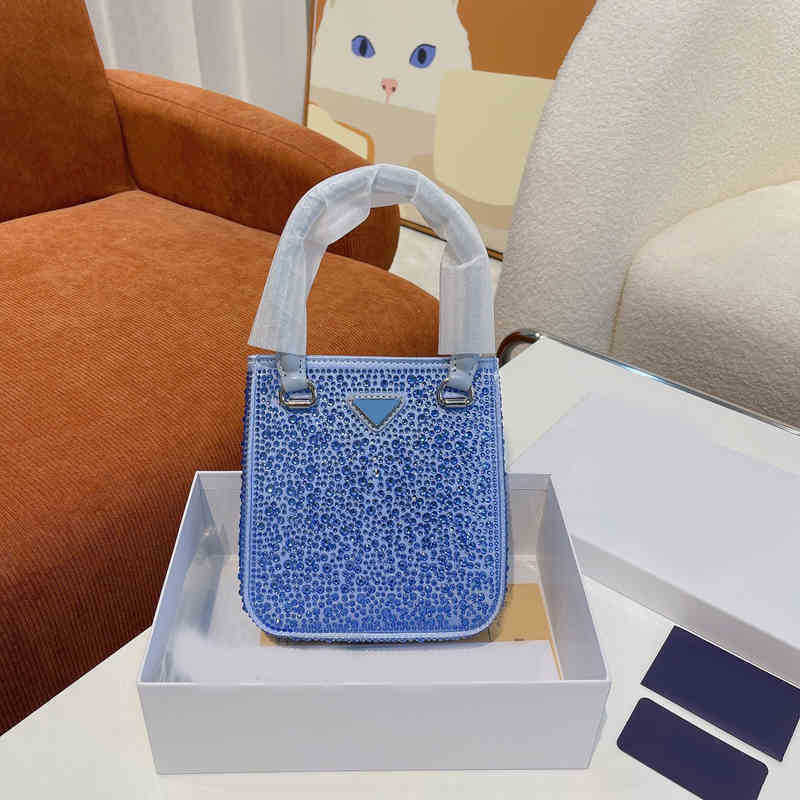 

Shoulder Bags Mini Diamond Tote Bags Women Party Handbag Shoulder Luxury Designer Brand Crossbody Female Bucket Pochette, Red