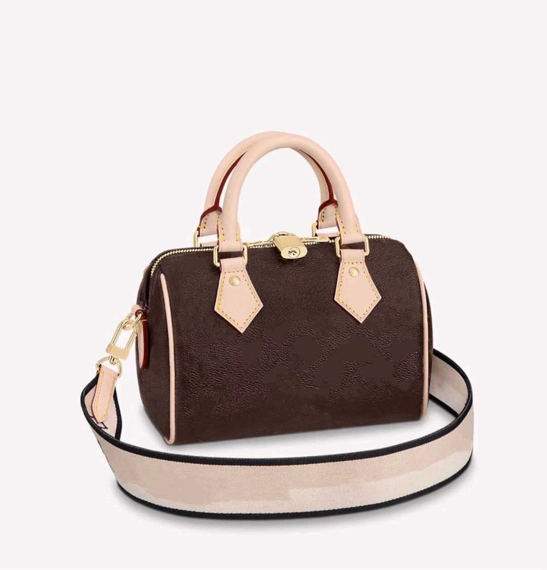 

Speedy BandouliEre 20 Shoulder Bags With Wild Fabric Strap Natural Barrel Shaped Cowhide Leather Trim Textile Lining Super Mini Women Boston RGAH, Beige strap