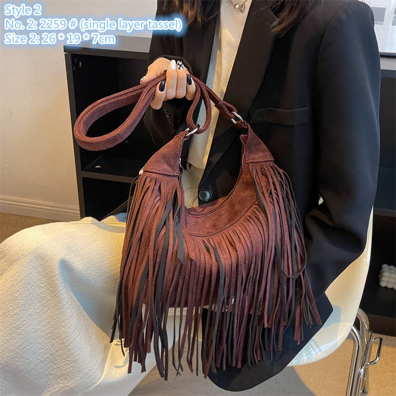 

Wholesale ladies shoulder bags 2 styles street personality tassels punk backpack simple retro matte jiaozi bag large capacity double tassel fashion handbag, Black-2259 # (single layer tassel)