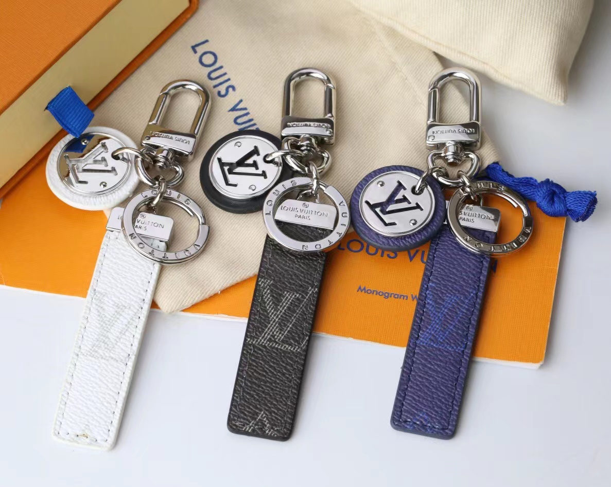

Louis Vuitton Key chain coupleCar LV Handmade leather gucci Key chain Men's and women's bag pendant accessories