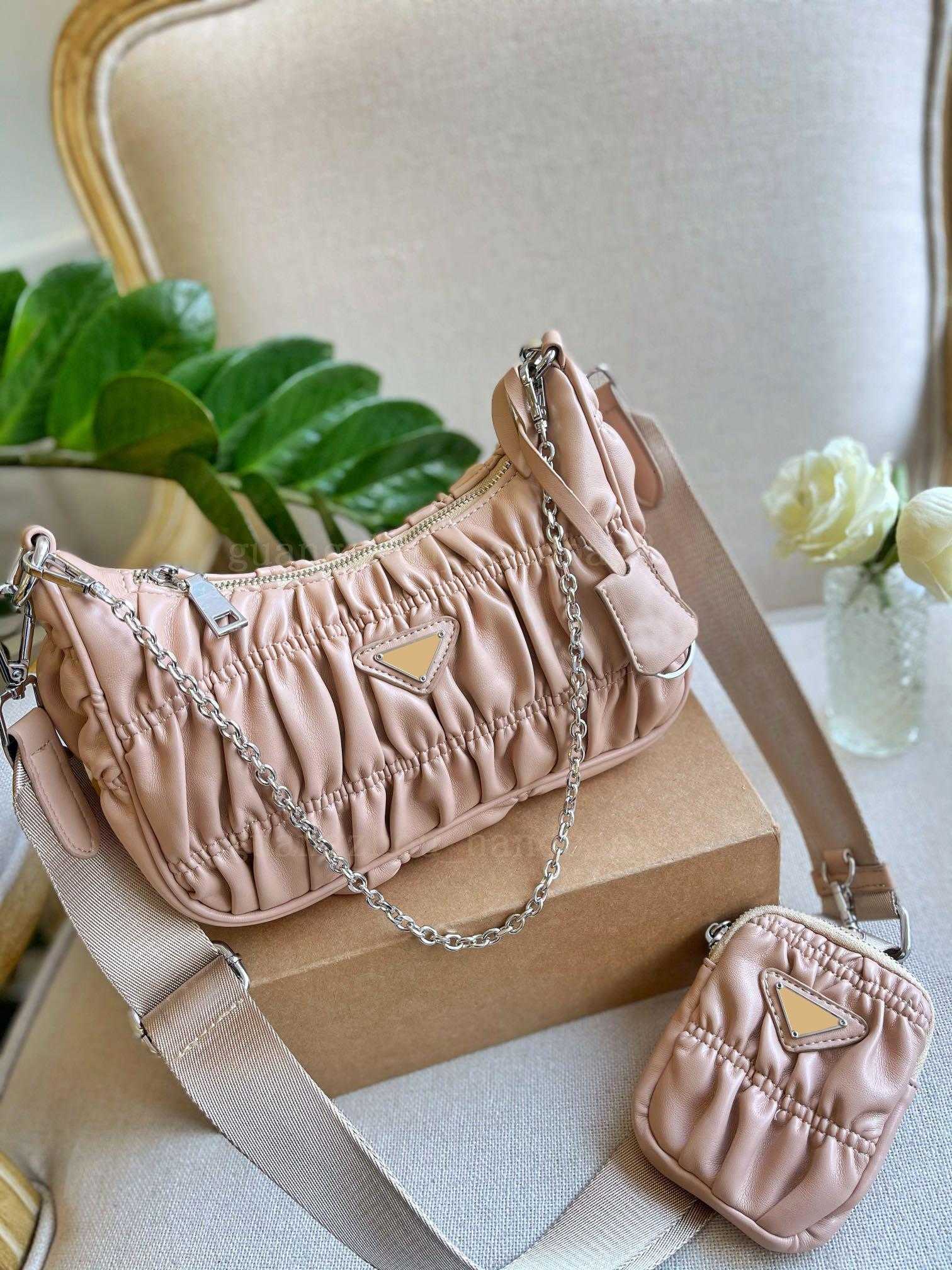 

Designer Bags Handbag Women Luxury Nylon bags with letters Wholesale canvas hobo shoulder bag lady Tote chains handbags messenger bagss 3 Pieces Coin Purse Pochette, Color1