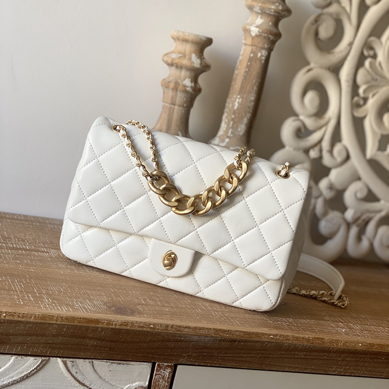 

Original Quality Luxury designer Chain Flap Bag 25CM Women Designer Lambskin Cross Body Bags With Box C160