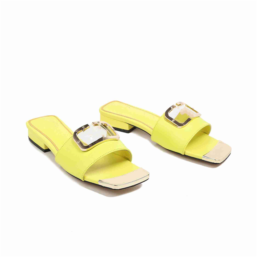 

Fashion Beach Shoes Valentinoity Luxurious Design for Men and Women Decorative Summer Leather Canvas Rubber Thick Sole Slope hee etter Logo Casual Slippers 03-011