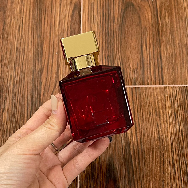 

Perfume Woman Neutral Fragrance Discovery Collection 70ml Natural Sprays 3 Models Counter Edition Charming Smell and Fast Postage