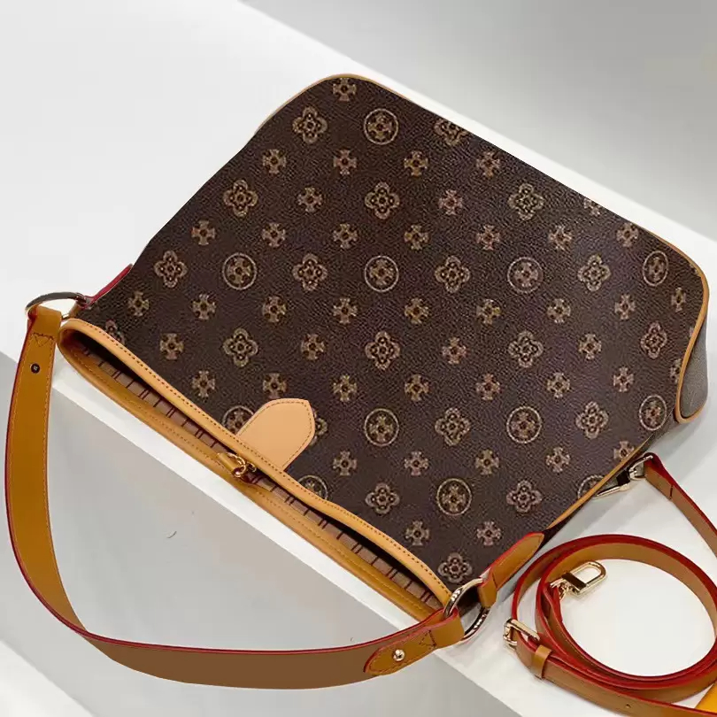 

Large Chain Handbags Pleated Clouds Bags Dumplings Axillary Bag Plain Shoulder Bag Women Wallets Genuine Leather print womens messenger Christmas, Brown4