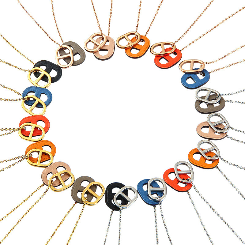 

designer jewelry necklace Letters bangle Pendant Necklaces luxury bracelet bracelets Men Women Metal Jewelry Personality Creative Fashion Accessories
