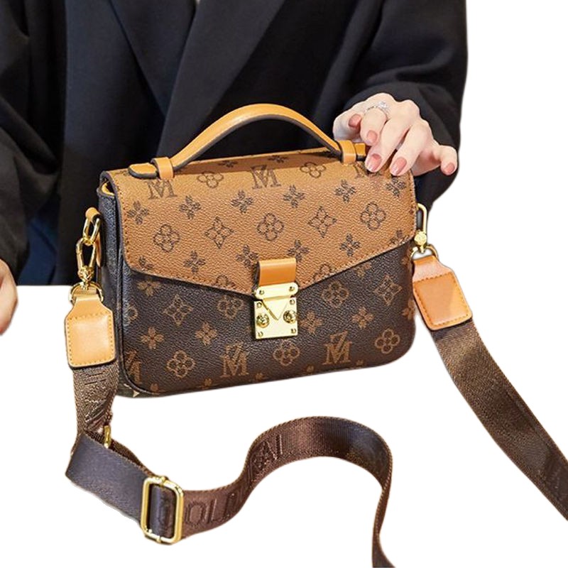 

Hot Luxury brand classical Retro style shackleShould ermessenger Bags purse satchel handbag girl fashion trend bag Shopping banquet leisure assorted colors, Clear